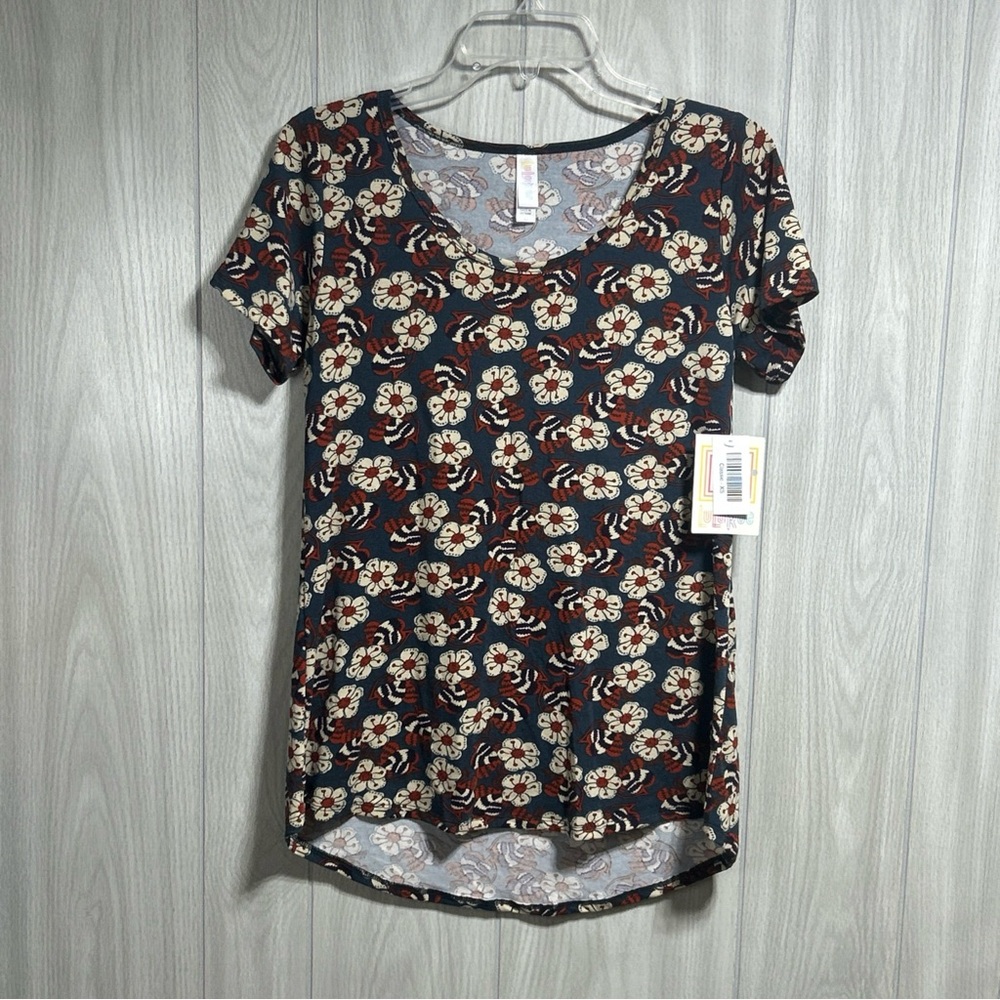 LuLaRoe NWT Multicolored Floral Classic Shirt Size XS